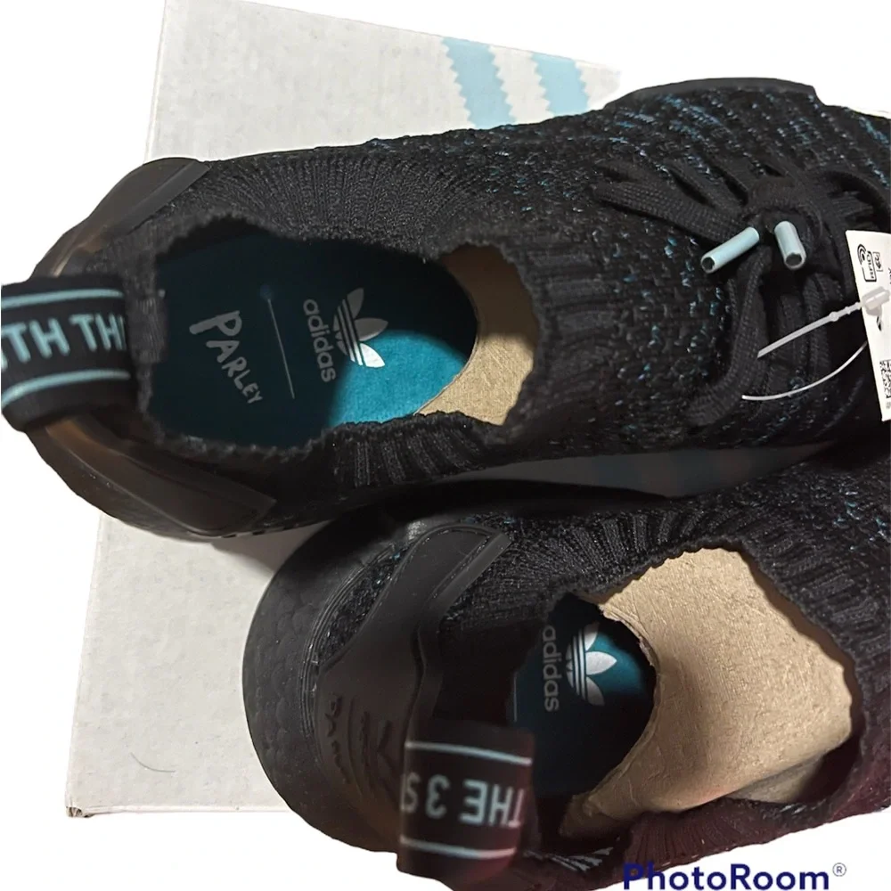 Men’s 9 1/2 NMD_R1 STLT Parley PK - Picture 16 of 16